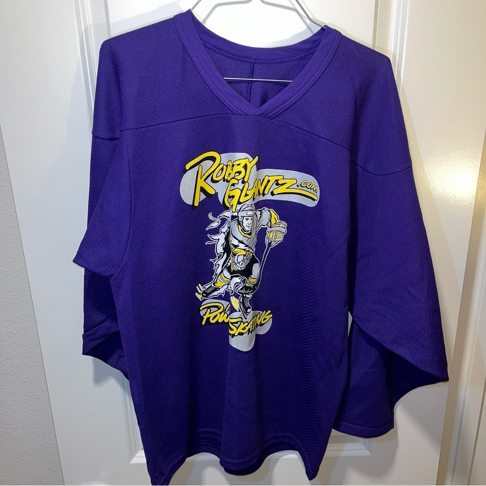 CCM Robby Glantz int’l power skating hokey jersey (autograph) sz S purple color